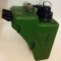 USED GREEN MINERAL OIL RESERVOIR  CBC6952