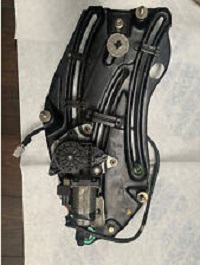 USED REAR 1/4 WINDOW MOTOR AND REGULATOR, RIGHT SIDE GJE2242AE