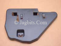 TAIL LAMP ACCESS COVER, LEFT SIDE  LNA4905AA