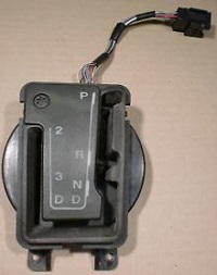 USED GEARSHIFT SELECTOR  ILLUMINATION MODULE  LNA6195AA